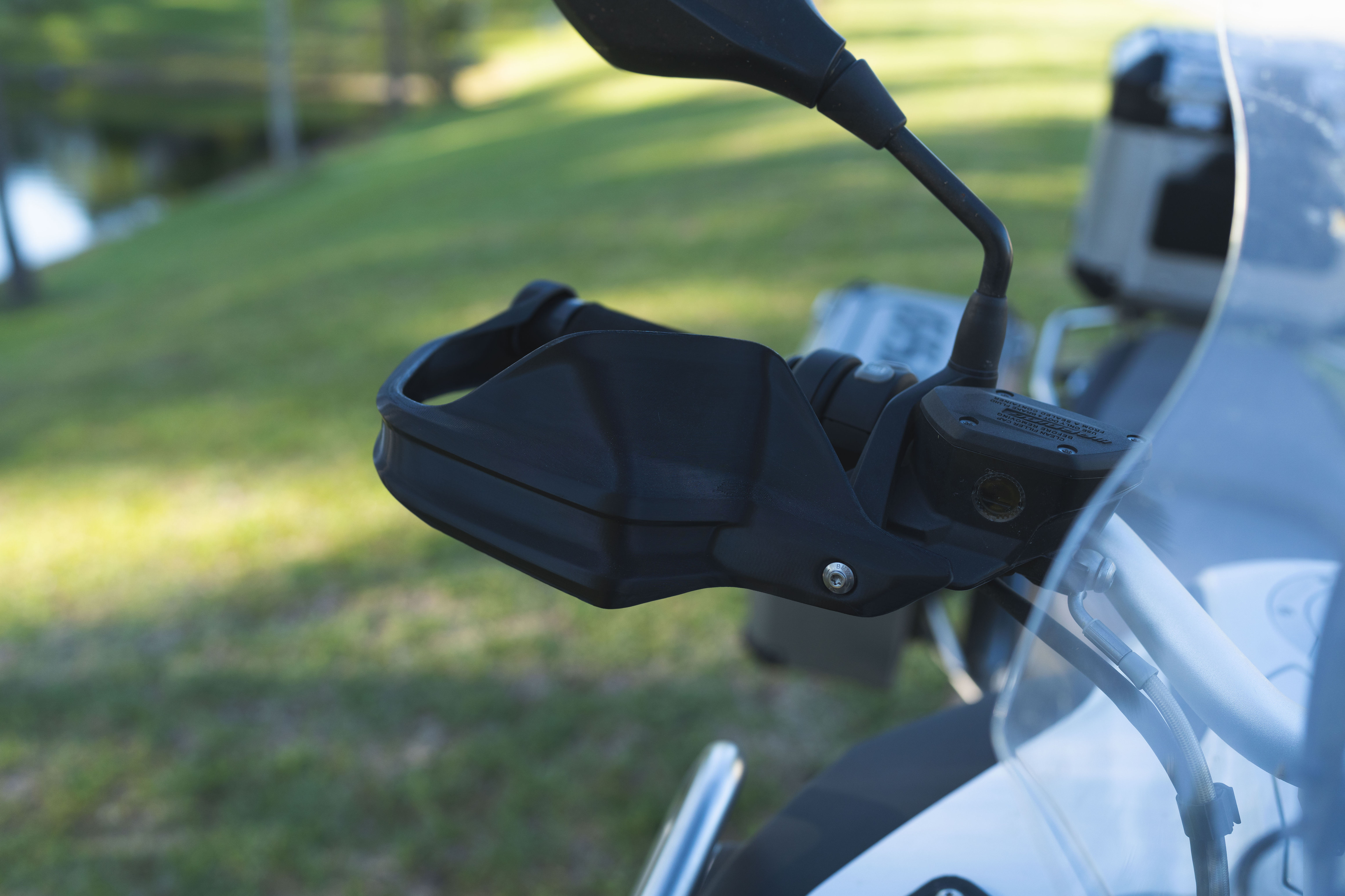 BMW R1200GS custom 3D printed handguard kit installed — 3D Print Lab Florida
