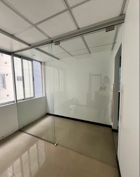 Miniatura: Proyecto en Oficinas Quito