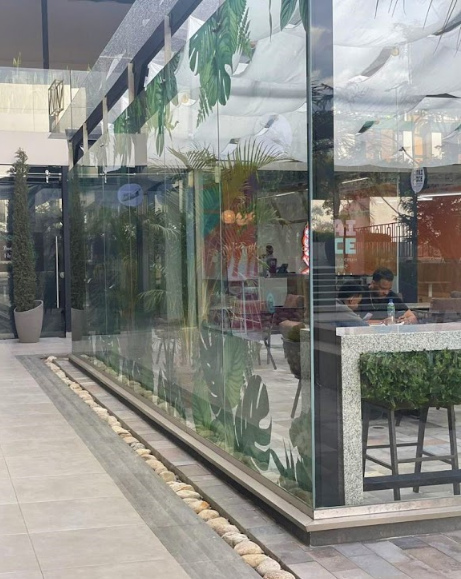 Miniatura: Proyecto Comercial en Quito