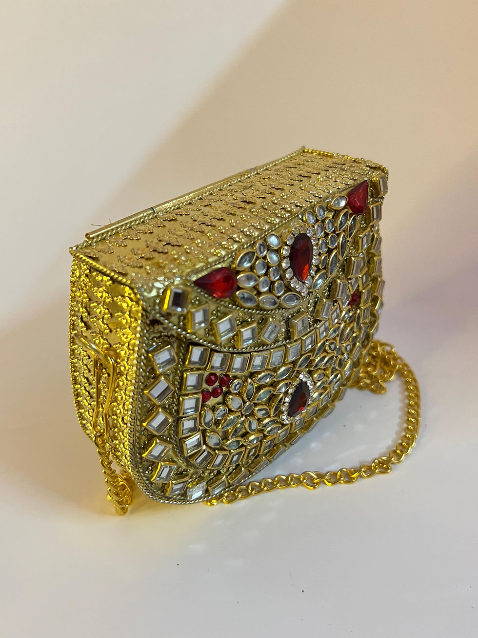 Thumbnail: Glamorous Handmade Kundan Mosaic Party Clutch