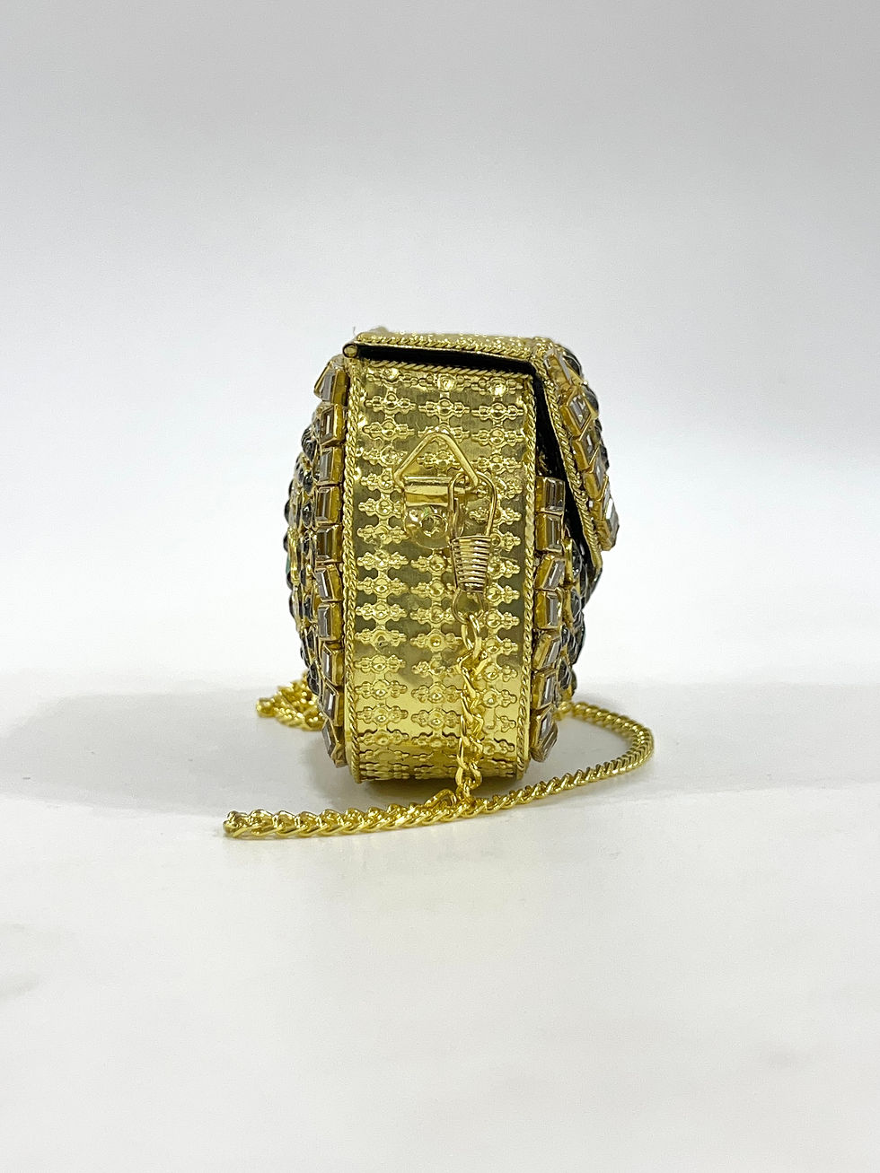 Thumbnail: Isadora Kundan Clutch