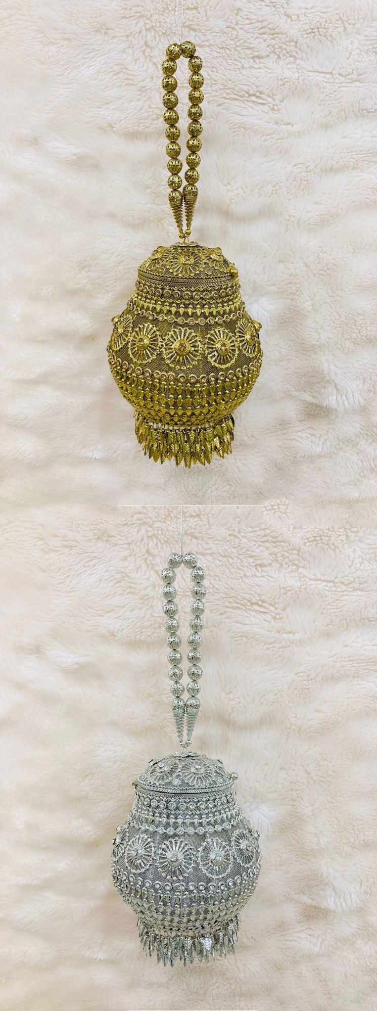 Thumbnail: Vintage Charm Designer Metal Clutch