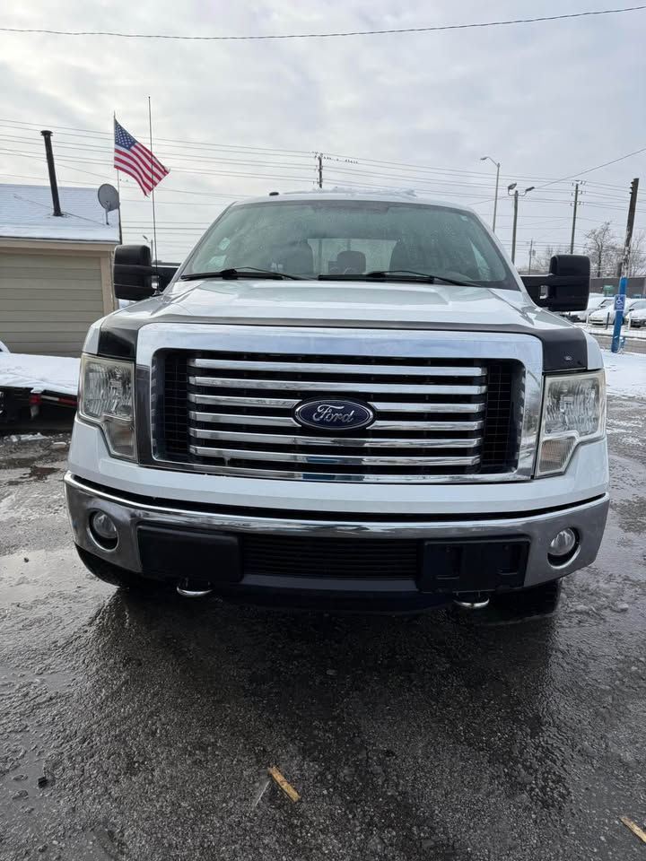 Thumbnail: FORD F-150 2011