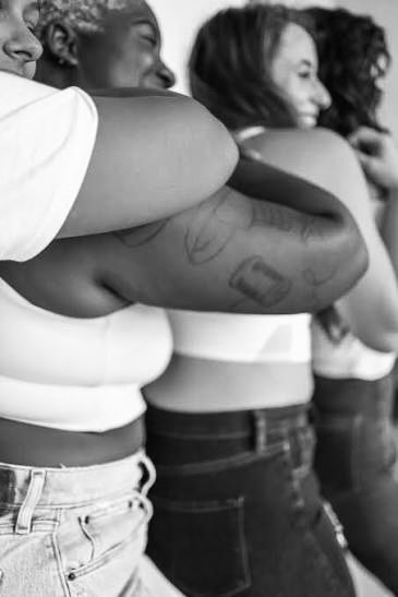 Women Empowering and Embracing providing support