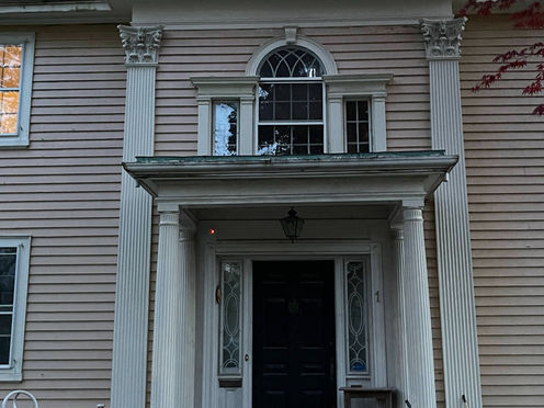 13 Rooms of Antiques and Mystery