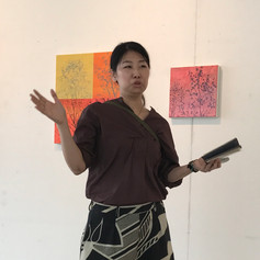 <キュレーター> 塚崎 美歩 TSUKASAKI. Miho