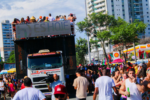 trio do bloco kustelão