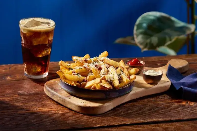 webimage-Large-Frenzy_Loaded-Fries_Recipe_Coke.webp