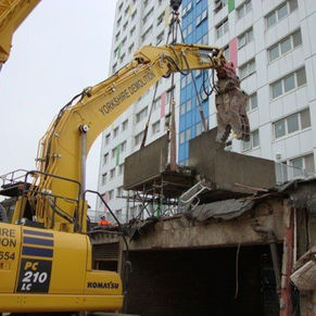 Plant lowering down piece of metal