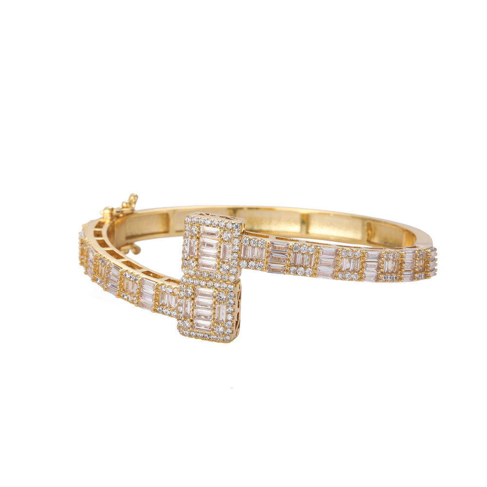 Baguette Diamond Love Bangle Bracelet - Gold