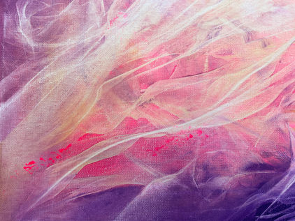 Detailansicht des Kunstwerkes (LIPSTICK) LOVER, Ölfarbe auf Leinwand, fließende leuchtende Gelb-, Pink- und Violetttöne in der Nahaufnahme.