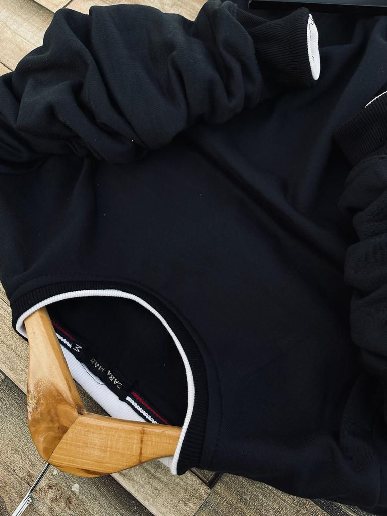 Thumbnail: ZARA Sweatshirt