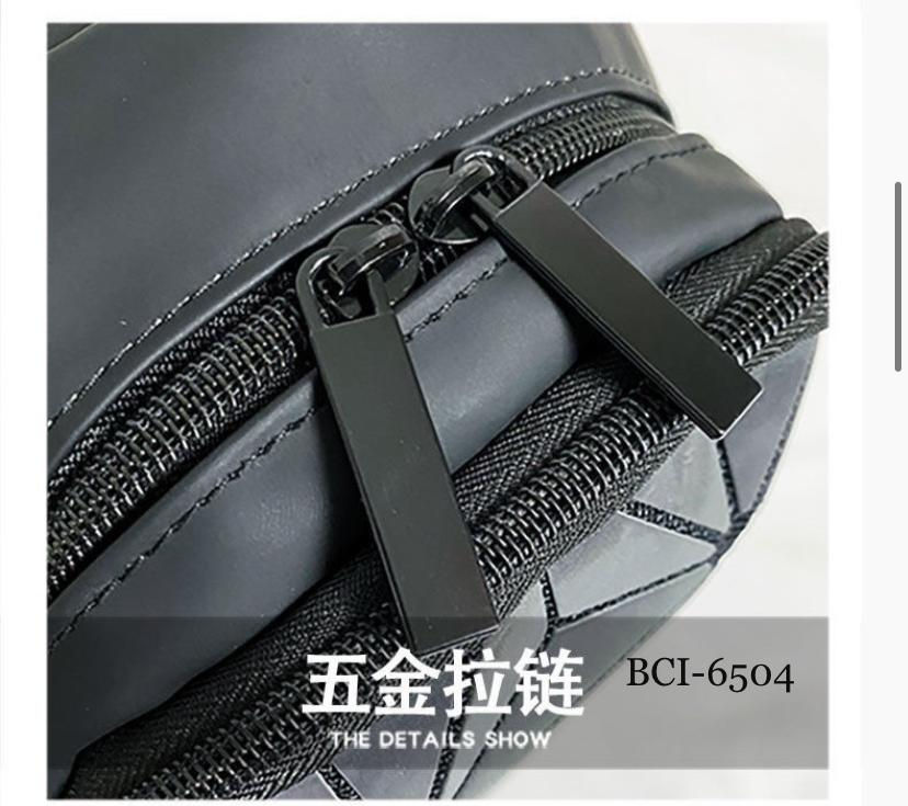 Thumbnail: Fashion Chest Bags 