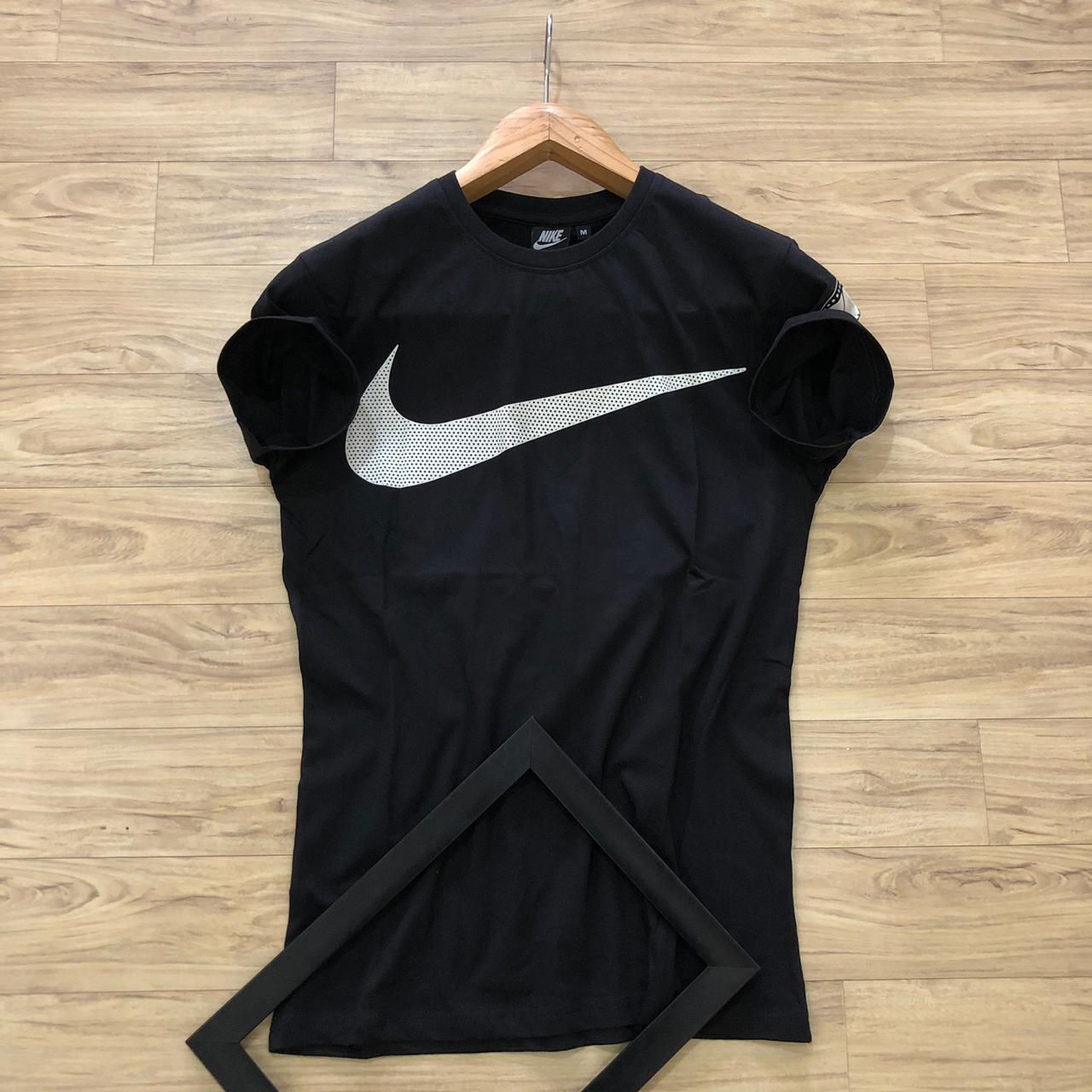 Nike T-shirt