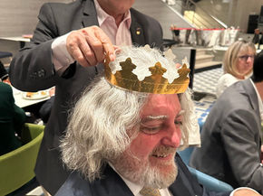 M. MARIO VALGIMIGLI PRODUTTORE DEL BRUNELLO DI MONTALCINO RE DELLA "GALLETTE DE ROIS" DI SLOW FOOD MONACO RIVIERA CÔTE D'AZUR AL NOVOTEL DI MONACO IL 23 GENNAIO 2026 19H00