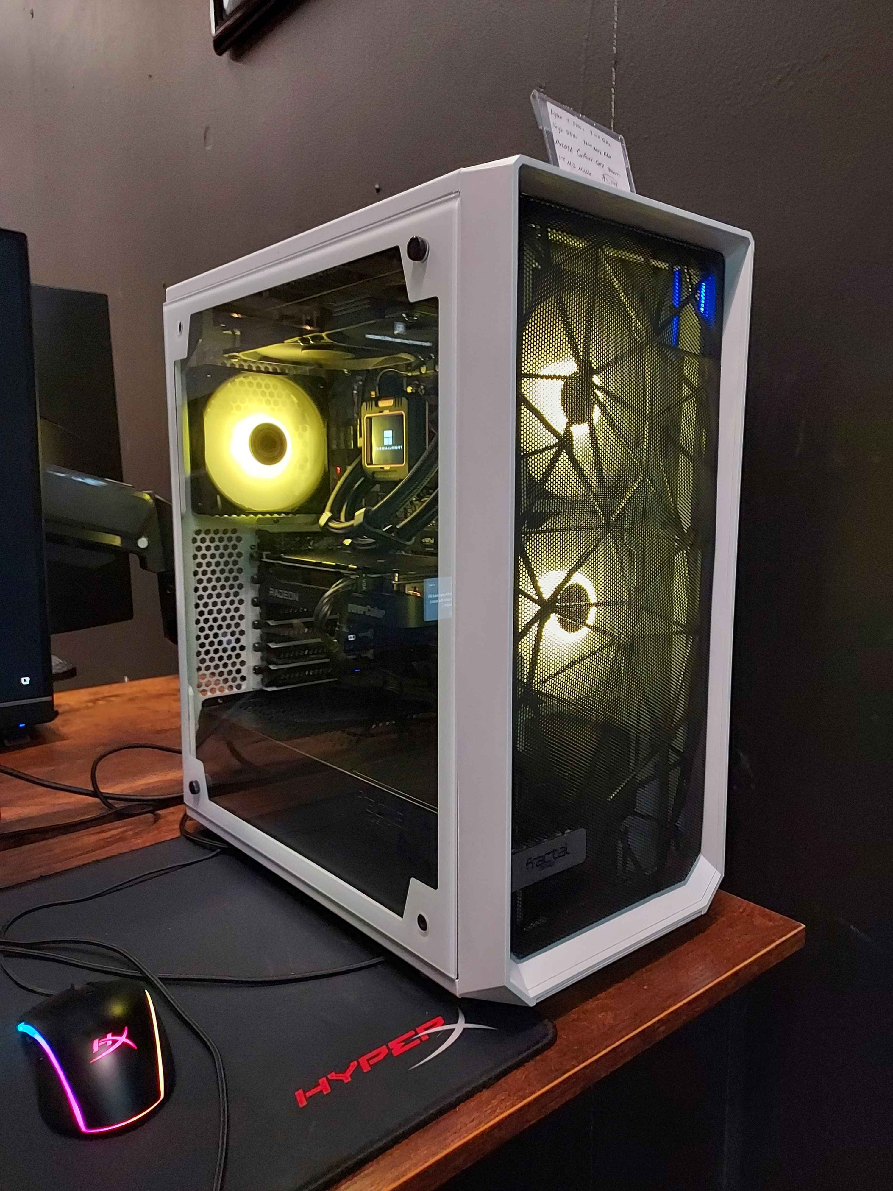 Ryzen 7 5700x | Radeon RX 9060XT