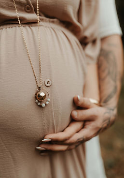 2025 - 07 - 21 - M&N séance grossesse - 133- ILYS FILMS PHOTOGRAPHE.jpg