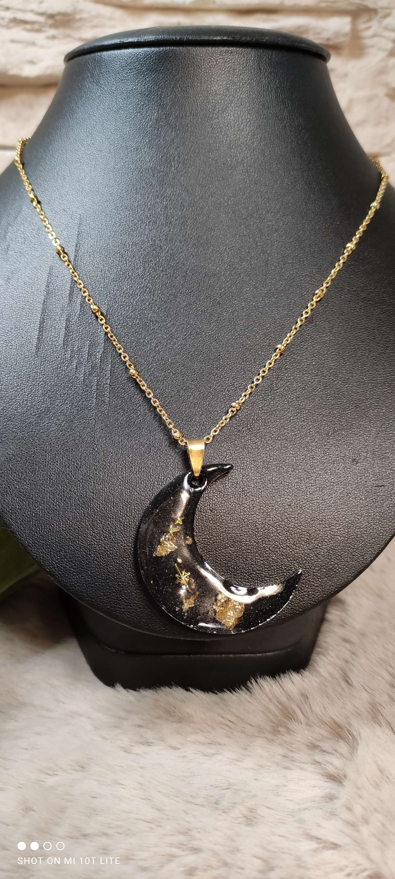 Pendentif résine "Lune"