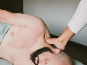 Can I Use Ashiatsu Barefoot Massage to Treat Pain?