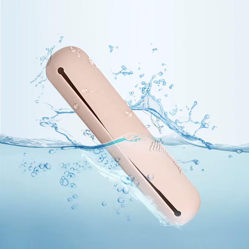Thumbnail: Portable Magnetic Silicone Makeup Brush Organizer