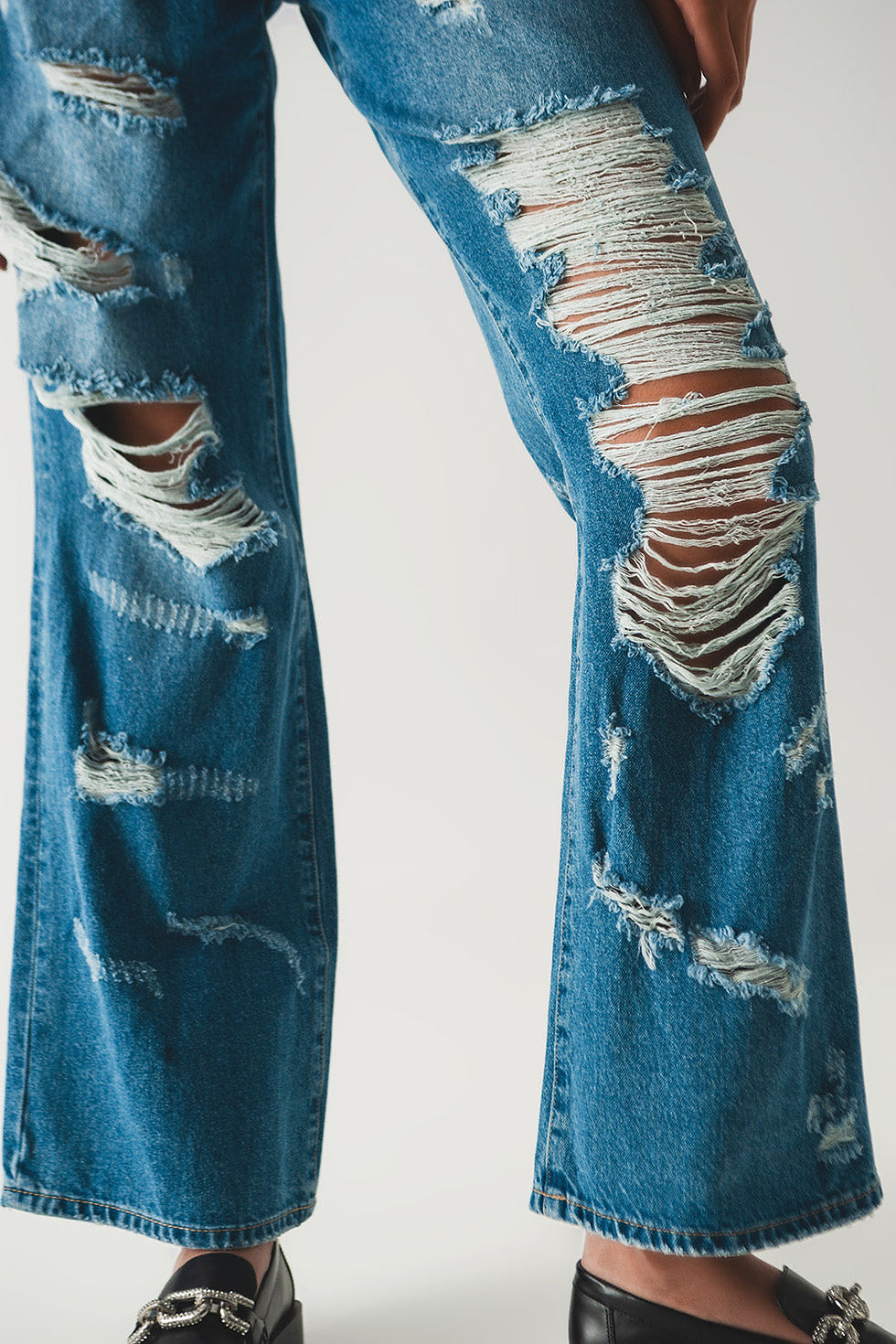 Thumbnail: Women’s Destroyed Boyfriend Jeans - Blue