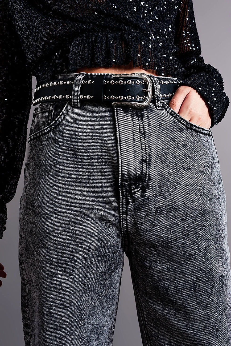 Thumbnail: Mom Jeans With High Waist in Black