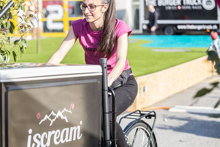 Thumbnail: ICE CREAM BICYCLE: 7 SPEED DELUXE CLASSIC VENDOR