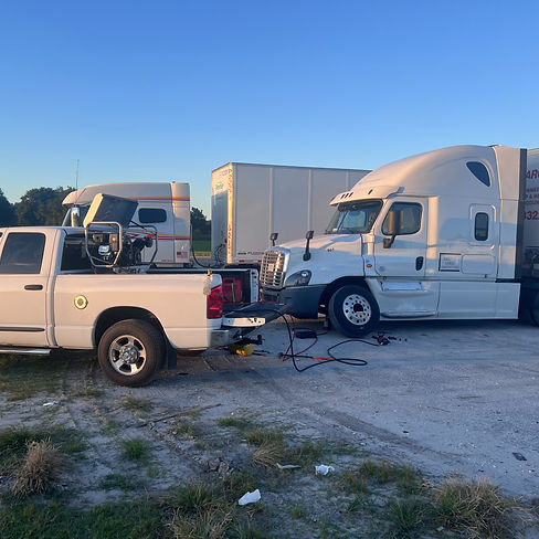 Mobile Semi Tire Service_edited.jpg