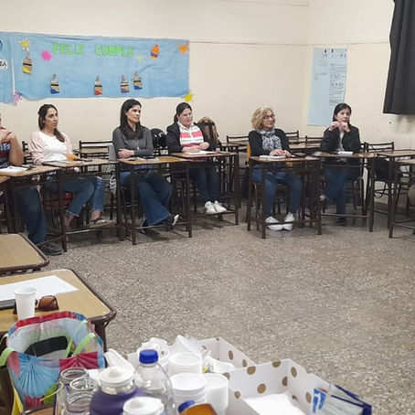 Primer encuentro del Taller "Diseño y determinación de modelos de negocios Canvas".  