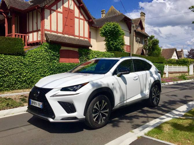 Lexus NX 300 H F-Sport : le ramage et le plumage!
