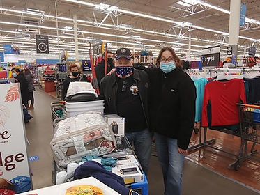 Vets Committee shopping 1.JPG