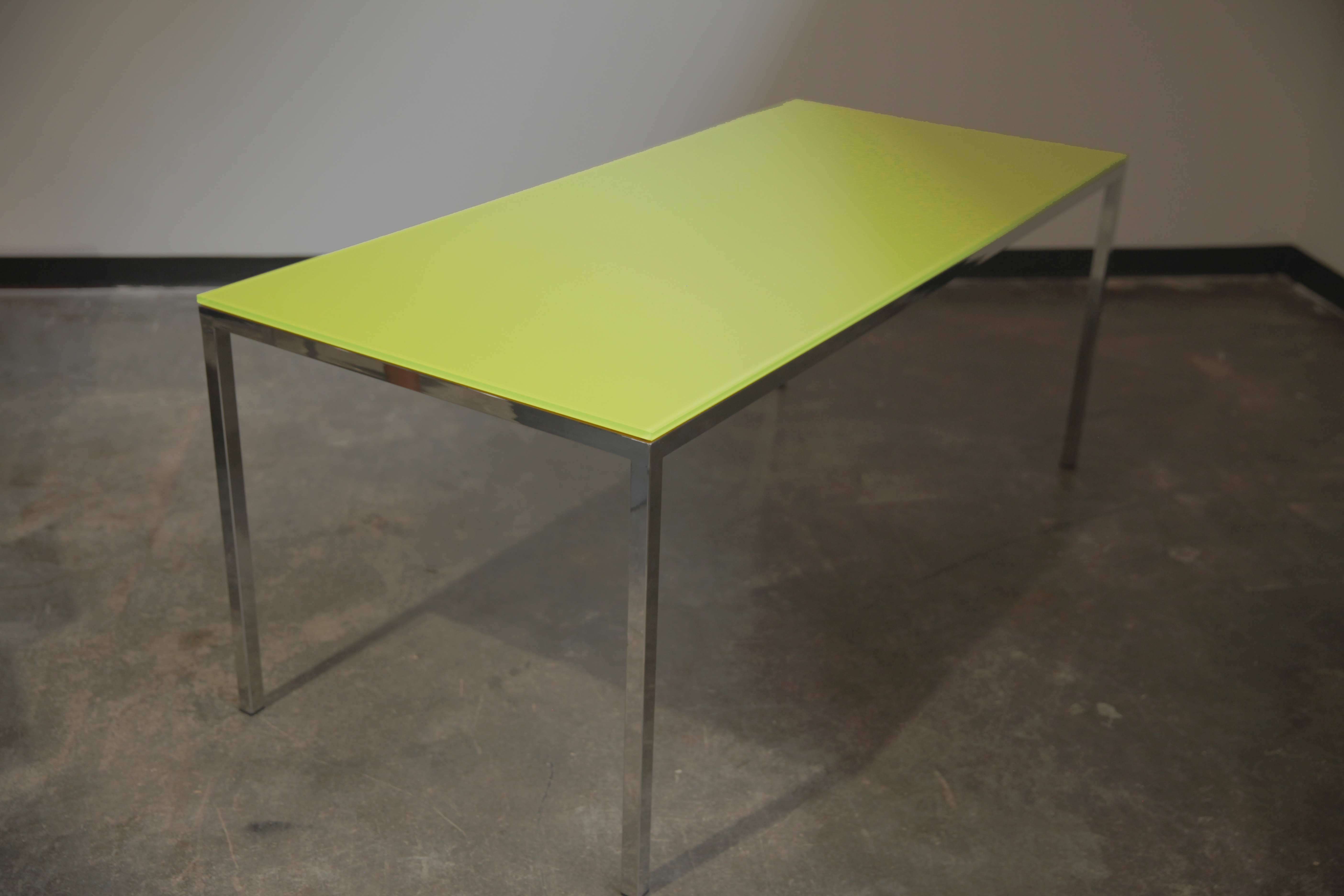 Jelly Slice Table. New