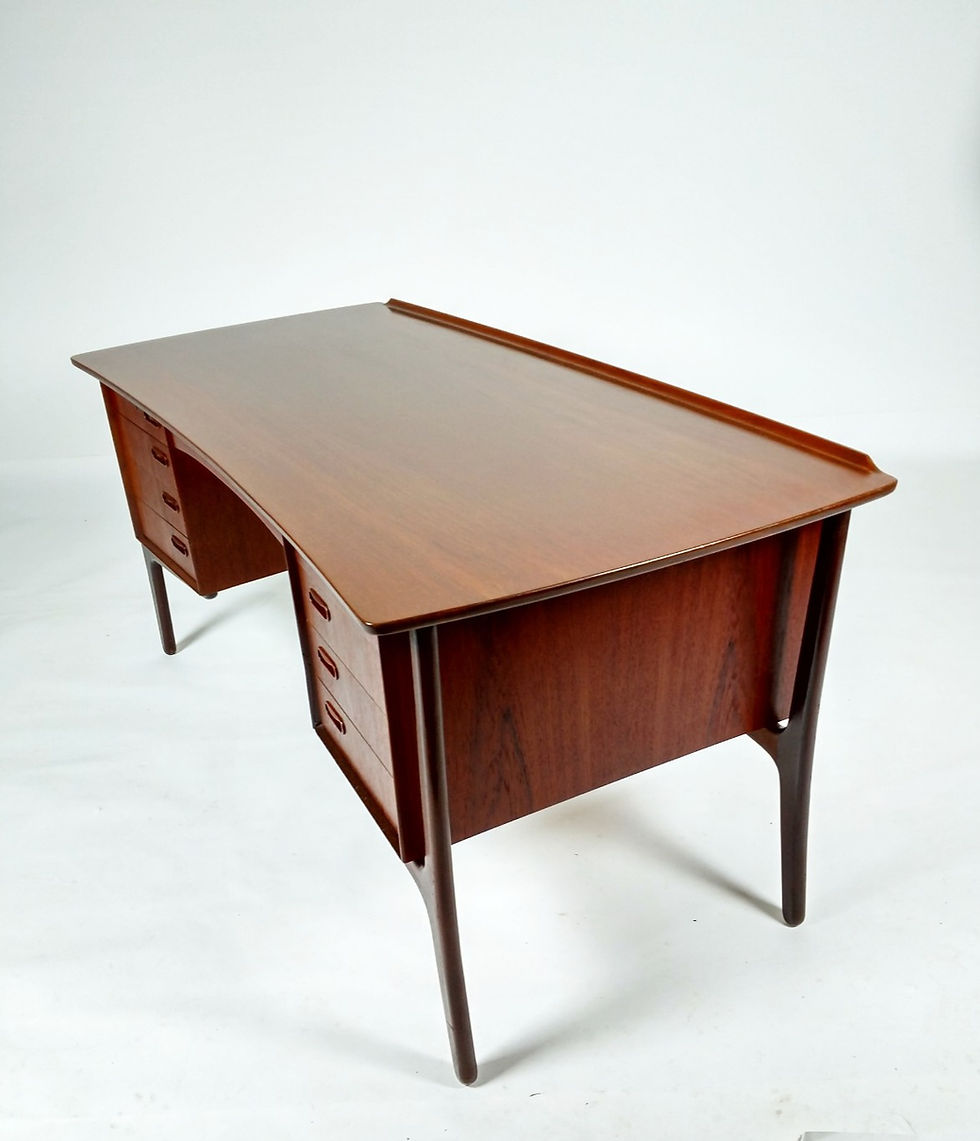 Thumbnail: Sven Madsen Desk Mo.120