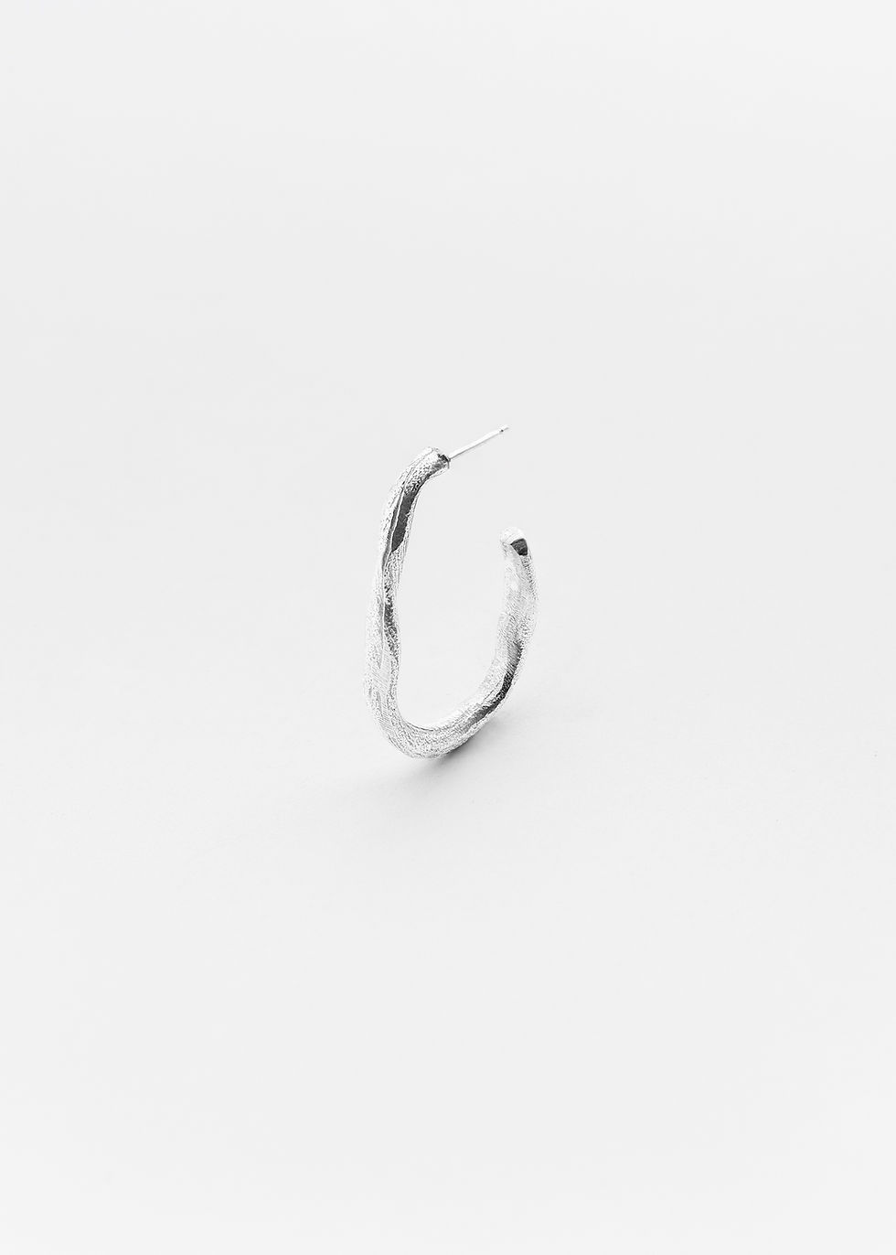 Thumbnail: Sculpted single earring large