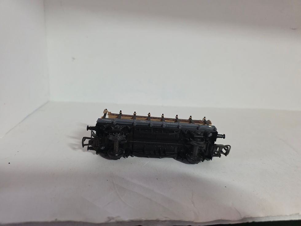 Thumbnail: Electrotren RENFE flat car with logs 1005 HO Scale DC 