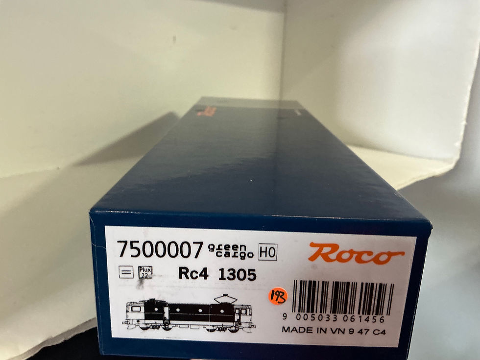 Thumbnail: Roco  Rc4 Green Cargo Electric Locomotive 7500007 HO Scale DCC Ready