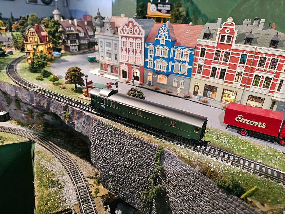 Thumbnail: Marklin DR Baggage Car 4142 HO Scale AC 