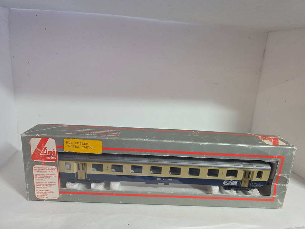 Thumbnail: Lima BLS 75th anniversary Passenger Car 309511k HO Scale DC 