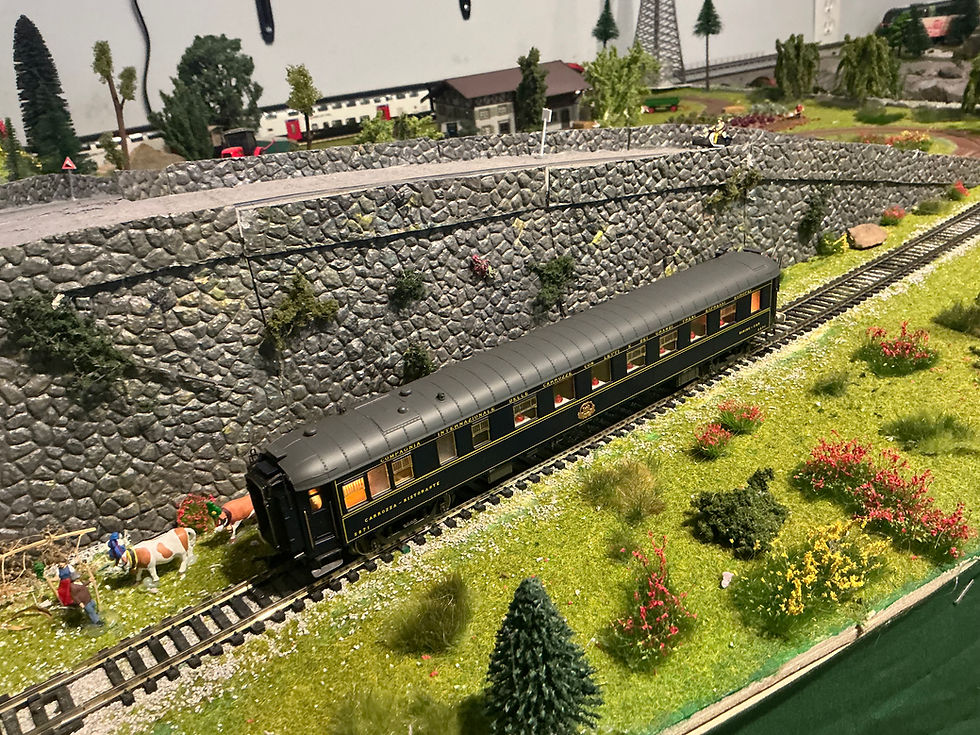 Thumbnail: Rivarossi CIWL Passenger Car 2566 HO scale DC