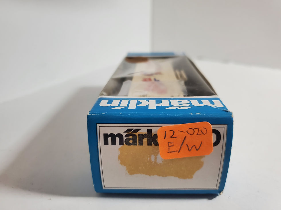 Thumbnail: Marklin DB Sarotti Freight Car 12-020 HO Scale AC