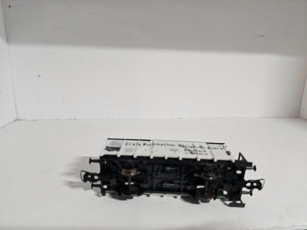 Thumbnail: Roco DR Erste Kulmbacher Brauerie Freight Car 46015 HO Scale DC