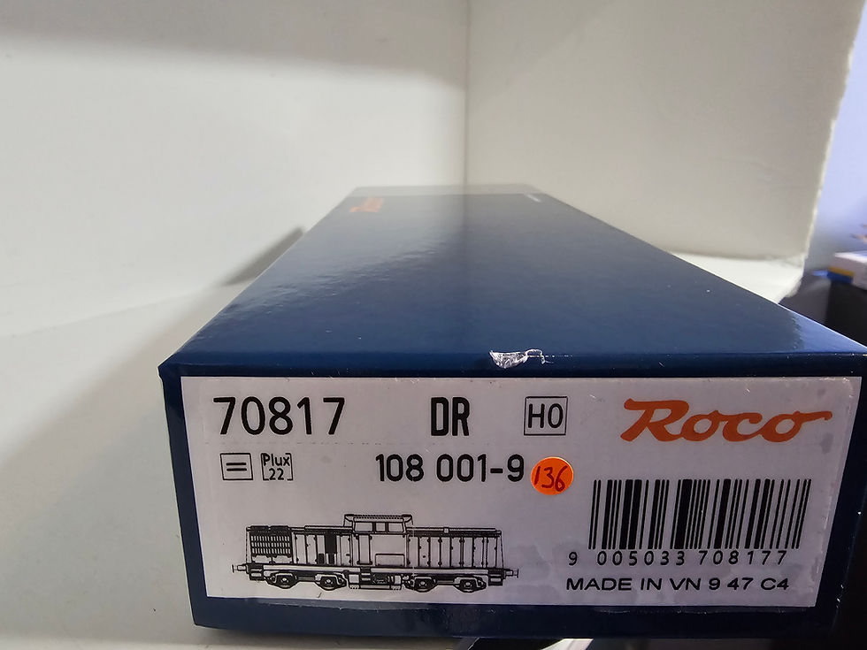 Thumbnail: Roco DR 108 Diesel Locomotive 70817 HO Scale DCC Ready