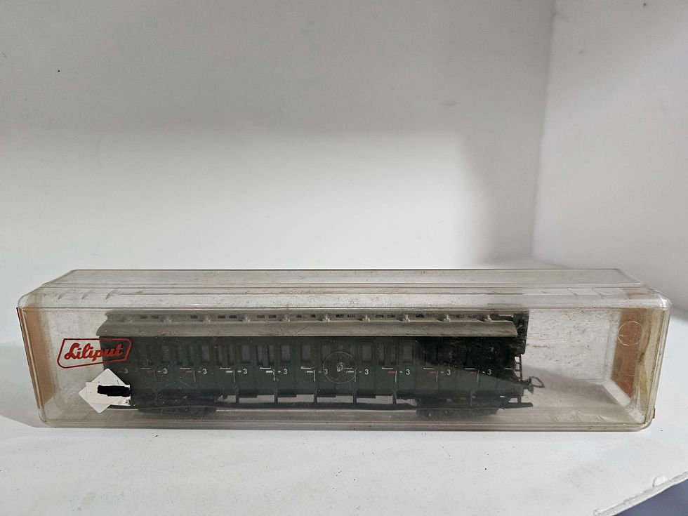Thumbnail: Liliput DR Passenger Car 290 HO Scale DC 