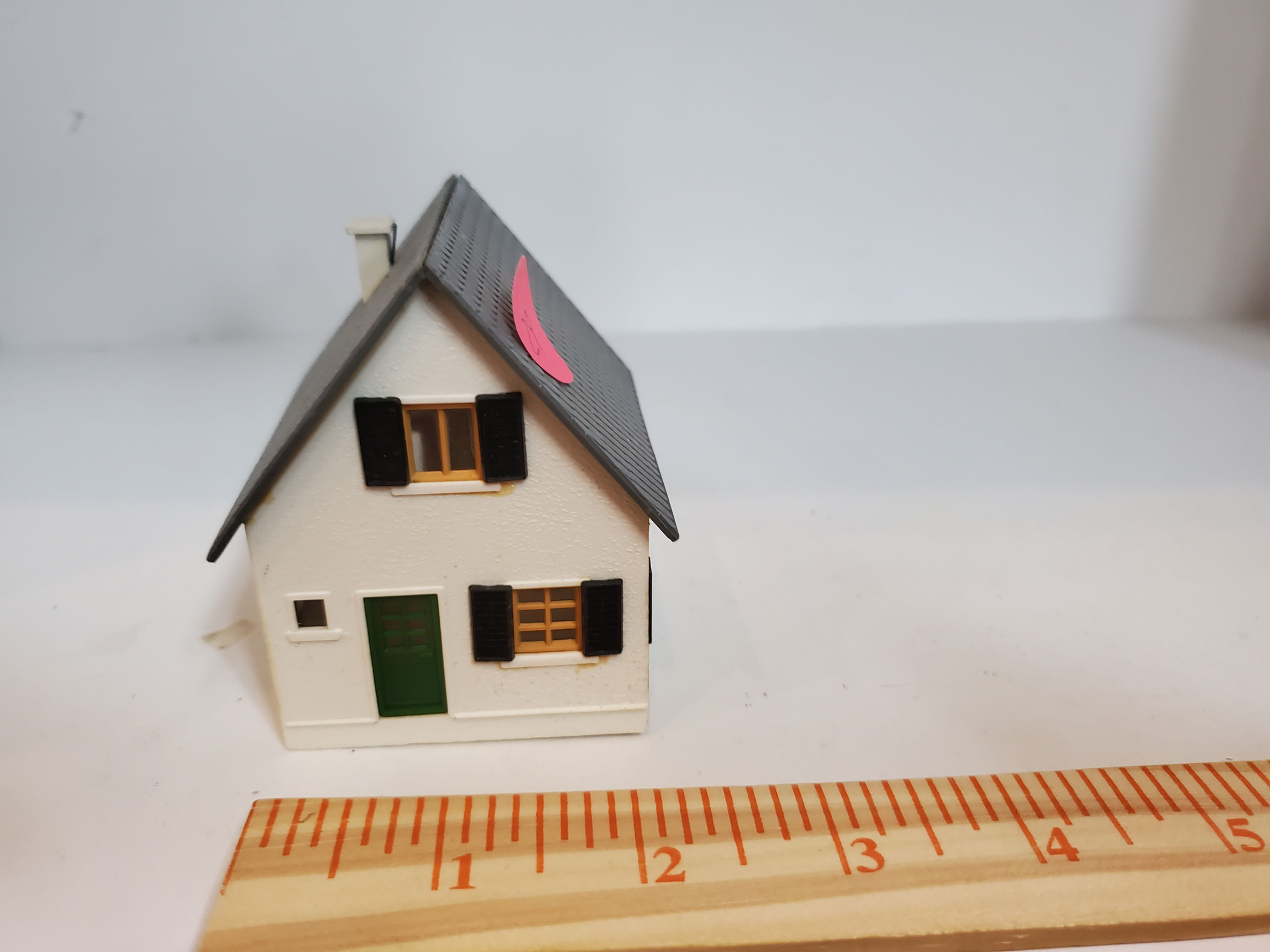 European House HO scale