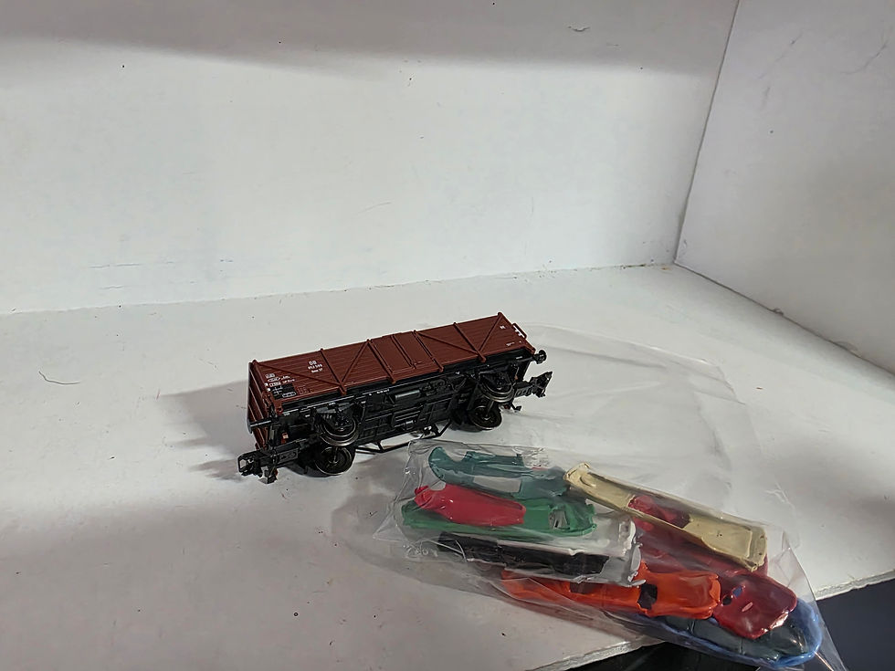Thumbnail: Marklin DB Hopper Car With Scrap Cars 46035 HO Scale AC