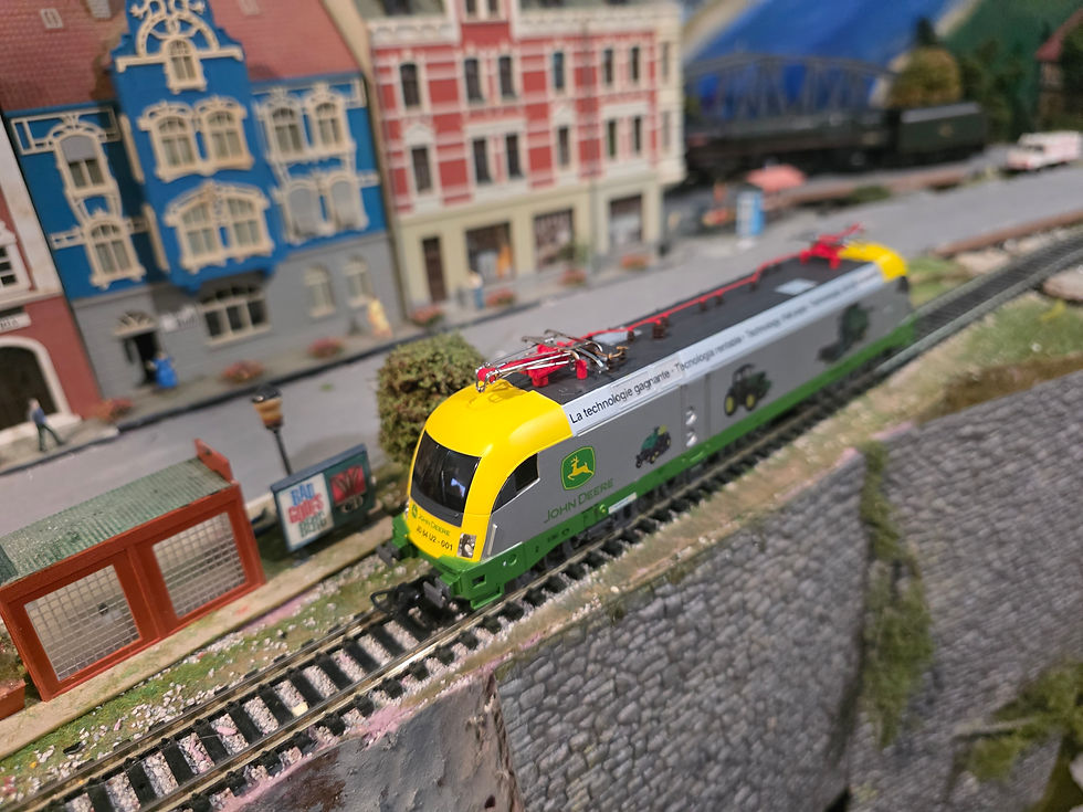 Thumbnail: Piko Rh 1016 John Deere Electric Locomotive 57429 HO Scale DCC Ready 