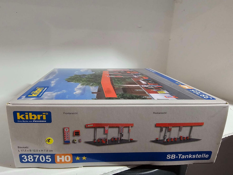 Thumbnail: Kibri Gas Station 38705 HO Scale 