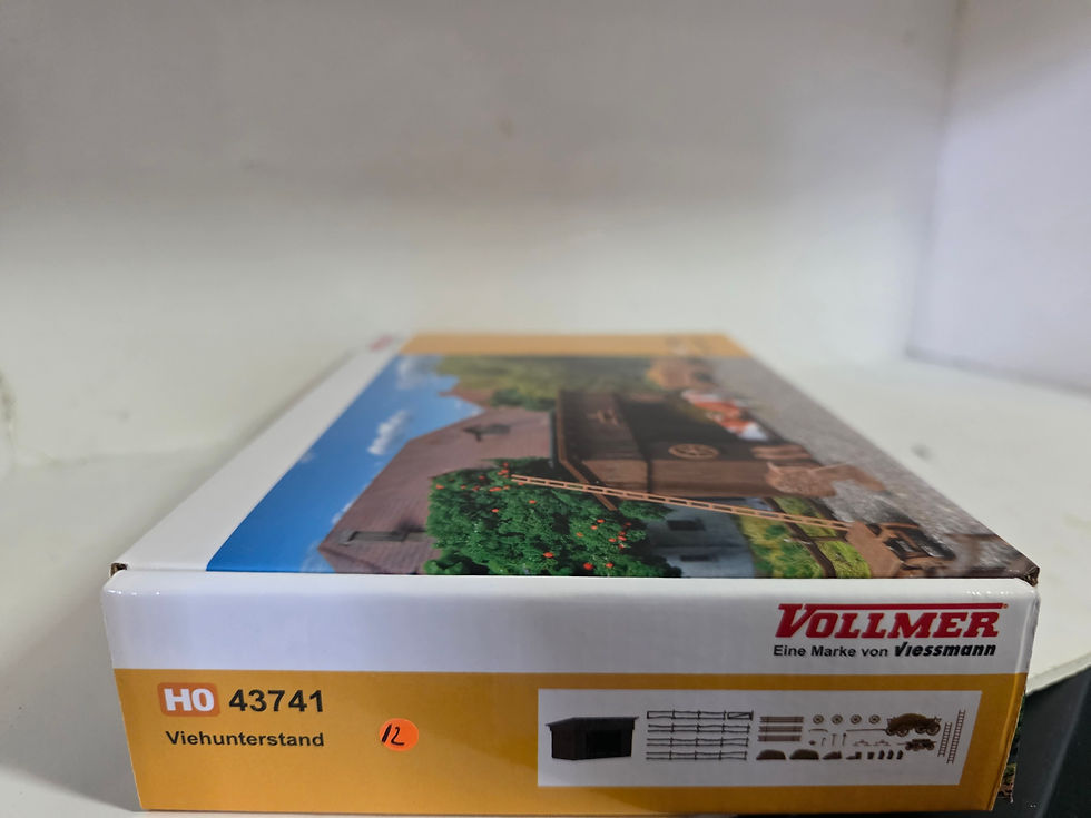Thumbnail: Vollmer Cattle Shelter 43741 HO Scale