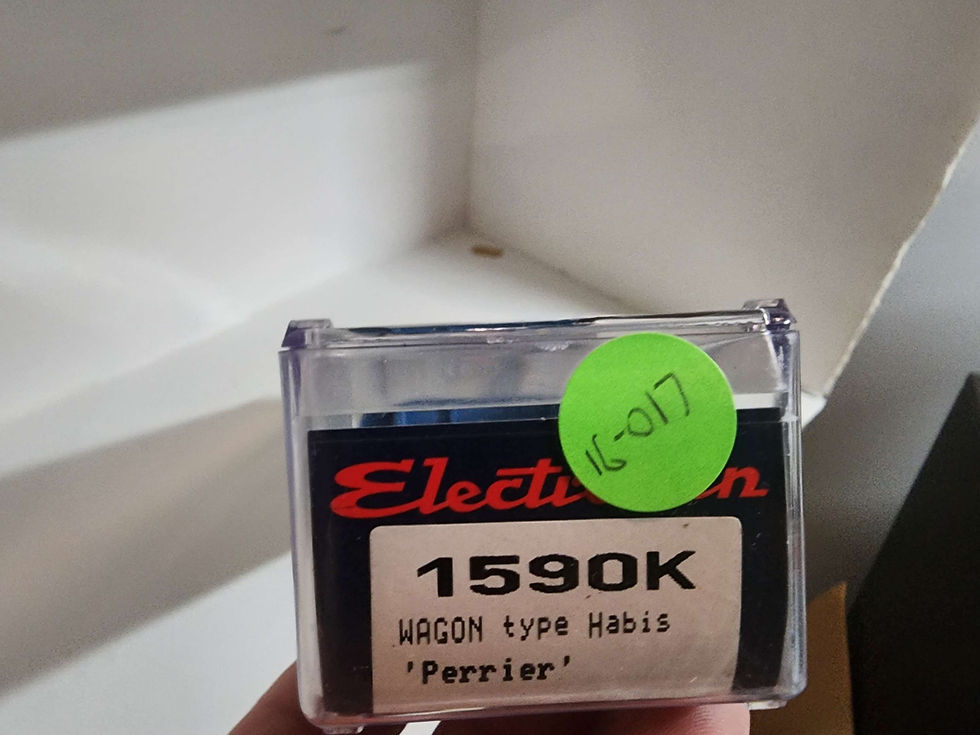 Thumbnail: Electrotren DB Perrier Freight Car 1590k HO Scale DC 