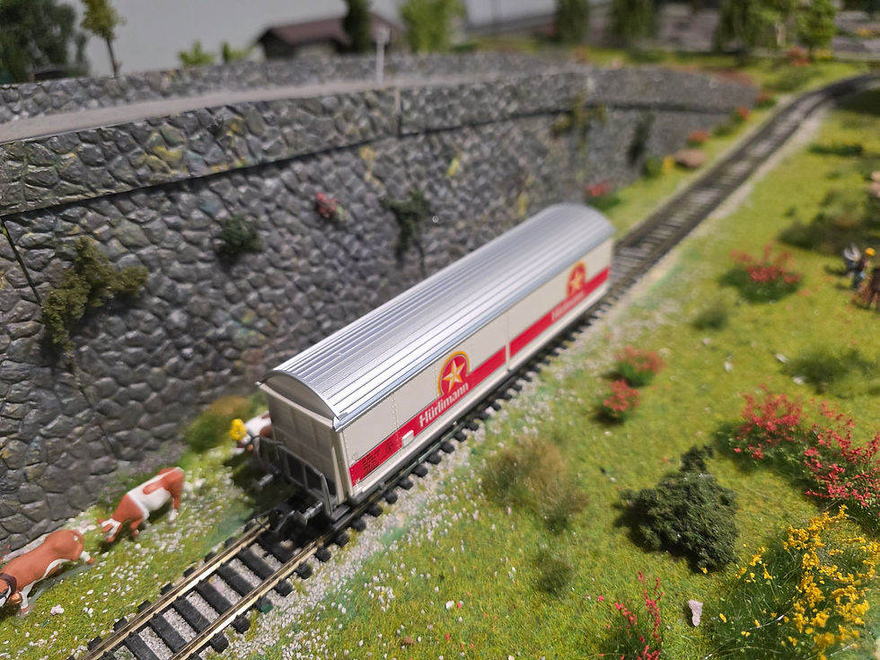Thumbnail: Roco SBB Hurliman Freight Car 46165 HO Scale DC 